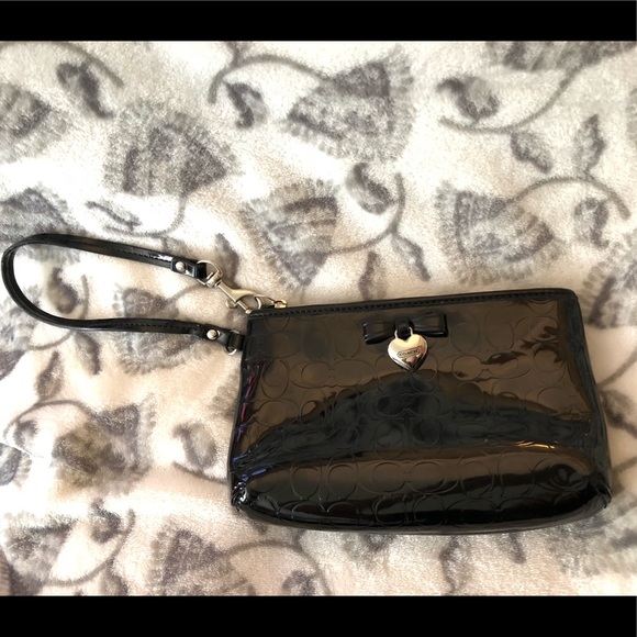 Coach Handbags - Coach Wristlet